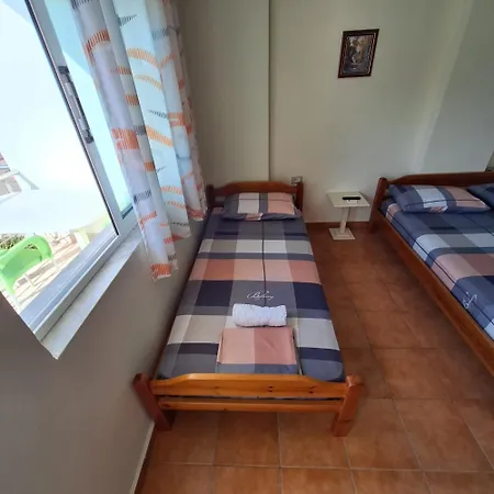 Horizon 6 * Sarandë